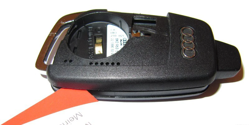 Öffnen des Handsender Audi T90
